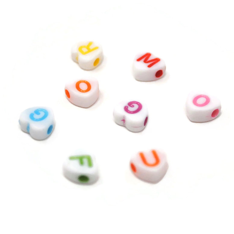 400 Cuentas de Acrílico Corazón Blancas con Letras de Colores Para Pulseras, Bisutería y Manualidades 💖🔠✨